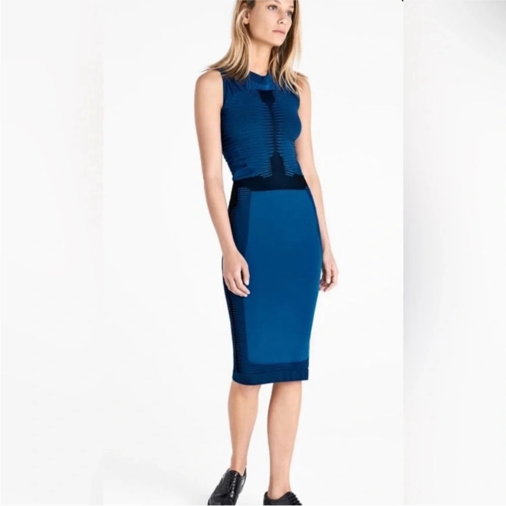Sexy and eye-catching seamless Wolford “Trinity” bodycon dress - like new - XS